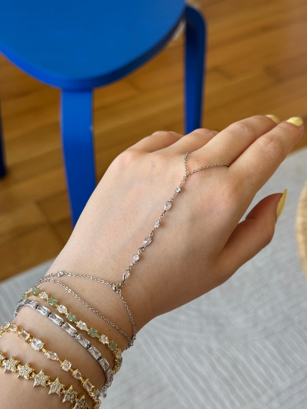 Silver Plated Stone Detailed Hand Chain