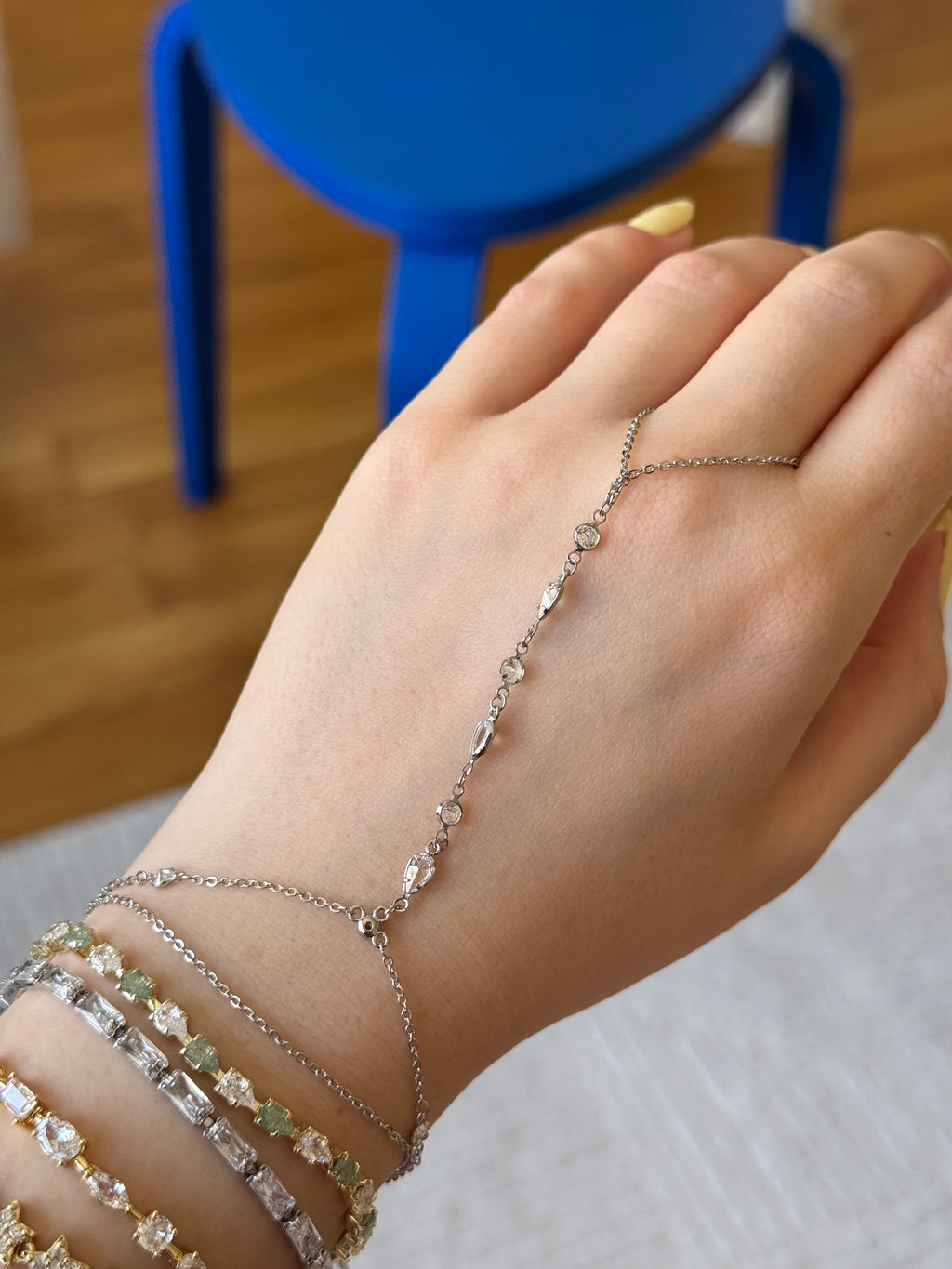 Silver Plated Stone Detailed Hand Chain