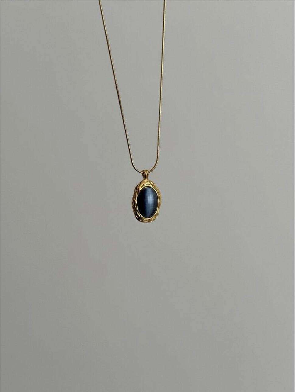 Steel Gold Color Navy Blue Oval Vintage Necklace