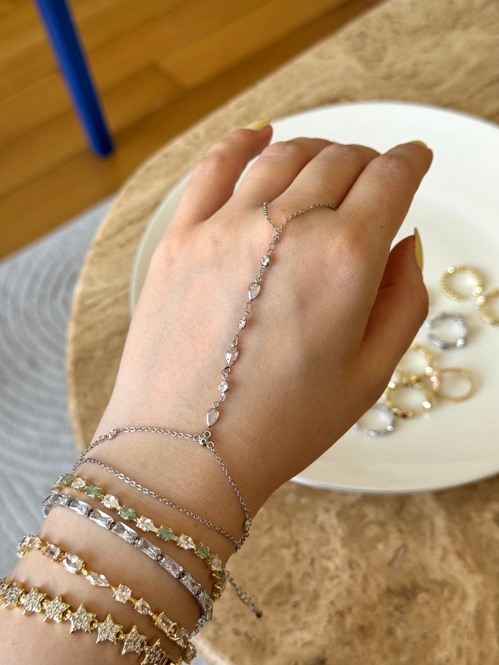 Silver Plated Stone Detailed Hand Chain