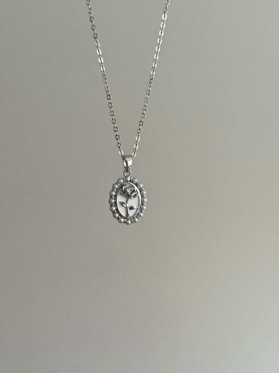 Steel Silver Color Pearl and Rose Motif Vintage Necklace