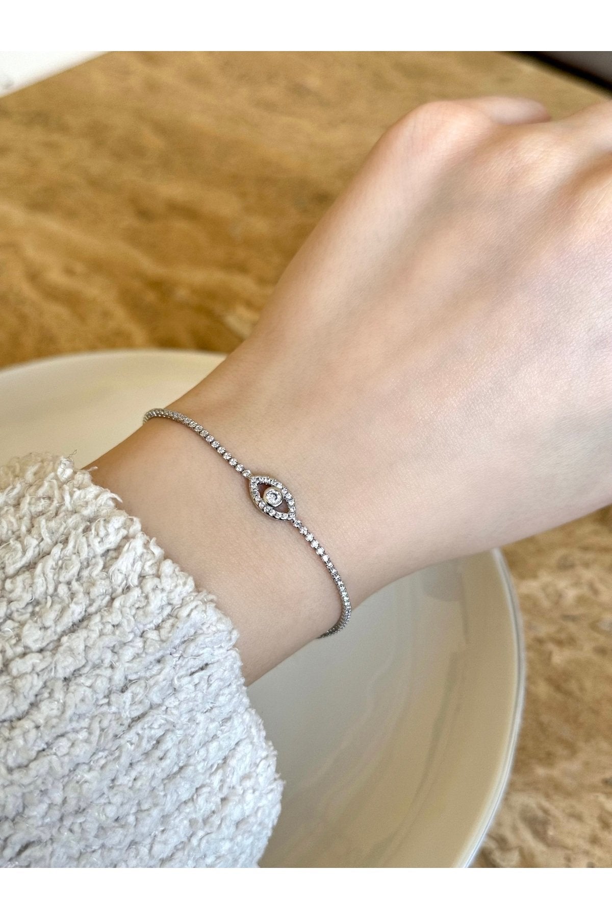Silver Plated Zircon Stone Eye Motif Tennis Bracelet