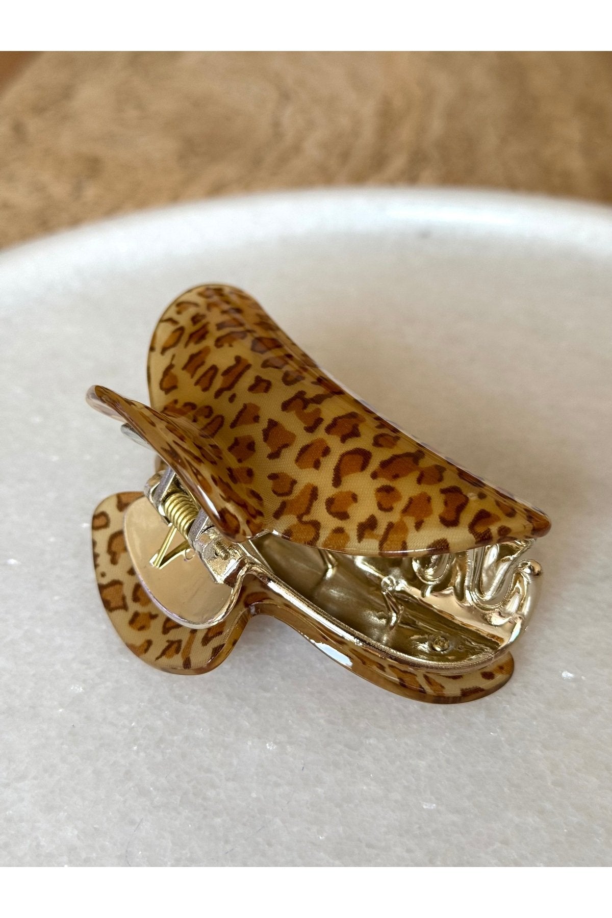 Açık Kahverengi Leopar Desenli Mandal Toka