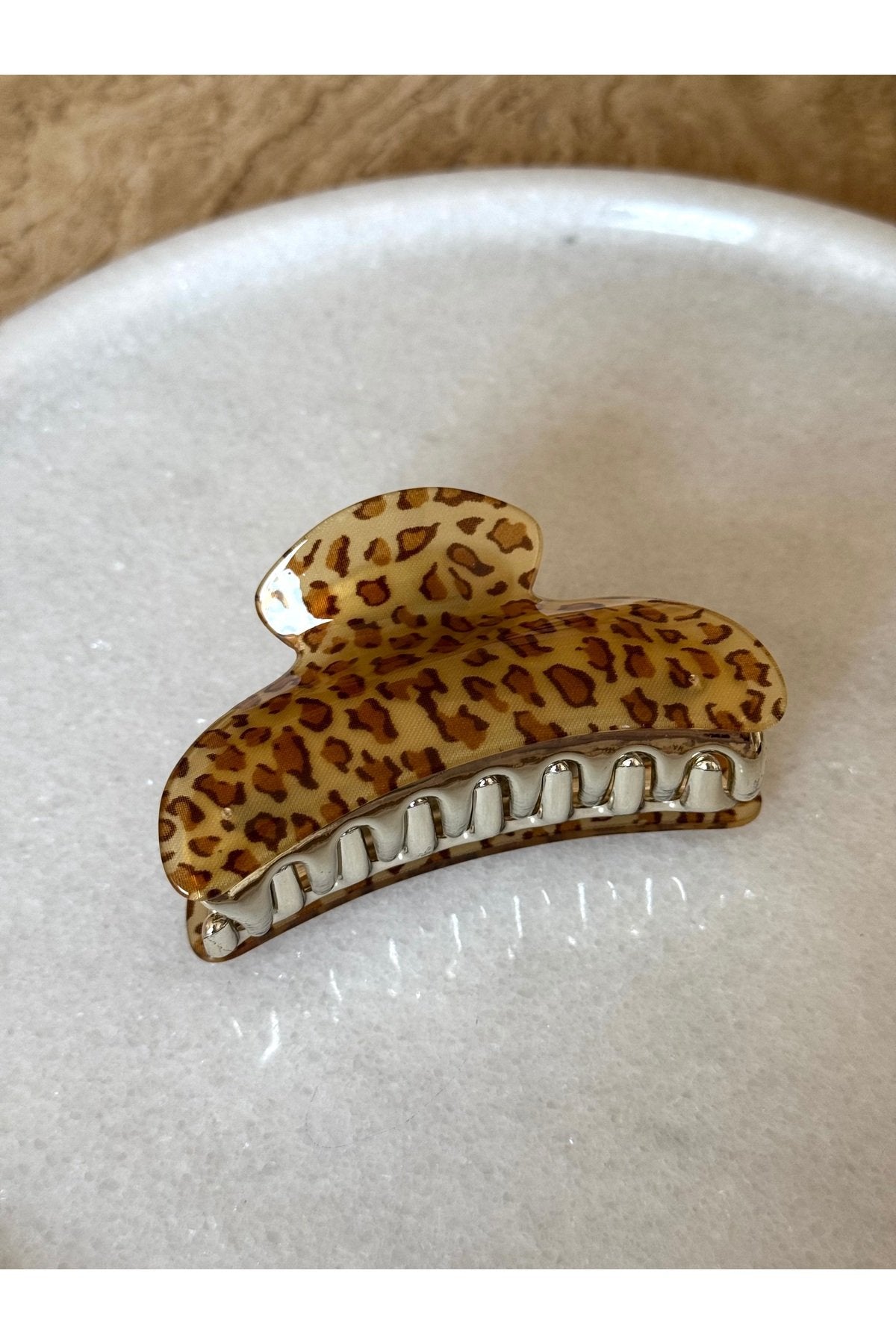 Açık Kahverengi Leopar Desenli Mandal Toka